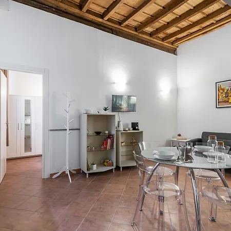 House Of Foscolo - Palazzo Cornazzani - By Host4u Apartment