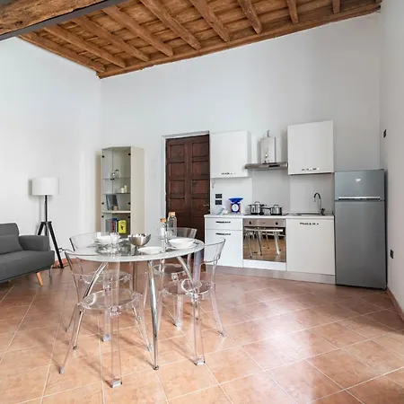 House Of Foscolo - Palazzo Cornazzani - By Host4u *