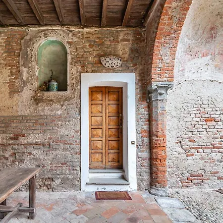 House Of Foscolo - Palazzo Cornazzani - By Host4u Pavia